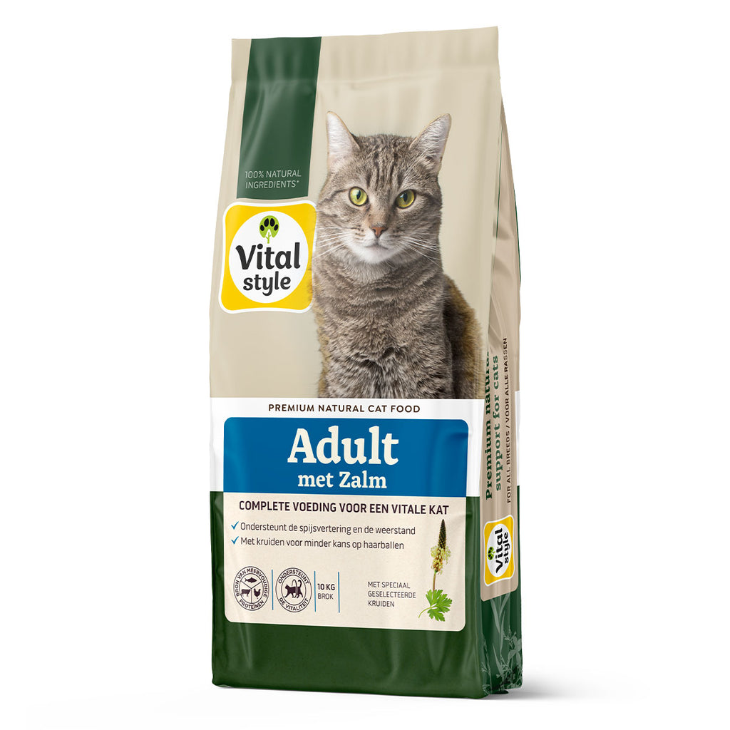Kat Adult met Zalm Brok